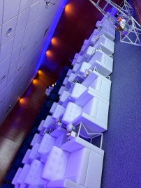 تاجير الإضاءة الساحرة